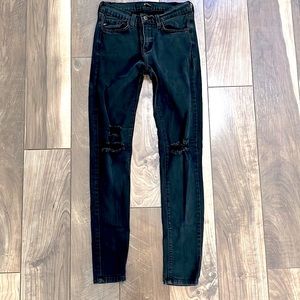 Like New! KanCan Jeans Size 25